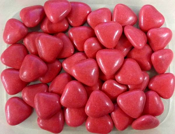 Čokoládová srdíčka červená (50 g)