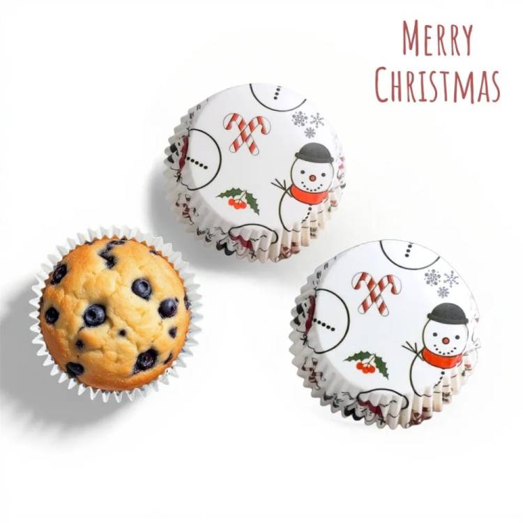 Košíčky na muffiny bílé s vánočními motivy (75 ks)