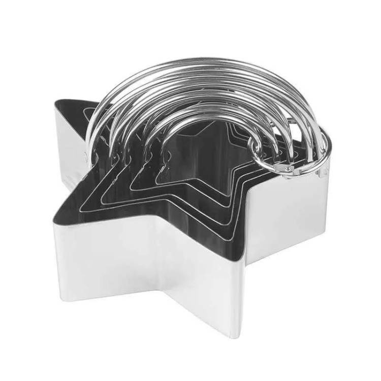 Sada vykrajovátek Hvězda (5 ks)