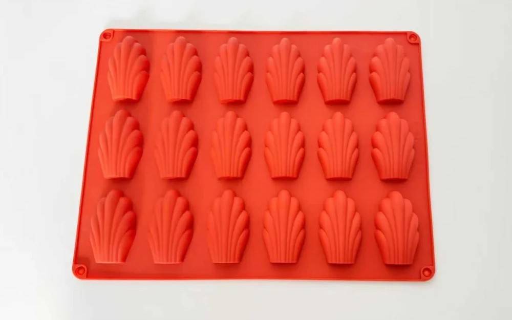 Silikonová forma na pečení Madlenky úzké (na 18 ks)