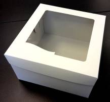 Dortová krabice bílá čtvercová s okénkem (31,7 x 31,7 x 19,5 cm)