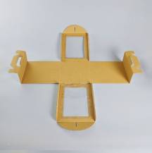 Dortová krabice CINDY pevná bílá se dvěma okny a úchytem (20 x 20 x 25 cm)