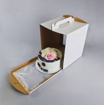 Dortová krabice CINDY pevná bílá se dvěma okny a úchytem (30 x 30 x 35 cm)