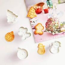 Plastové vypichovače Vánoce (4 ks)