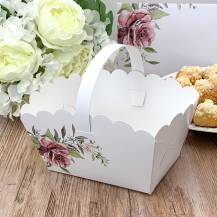 Svatební košíček na cukroví bílý s růží (13 x 9 x 9,5 cm)