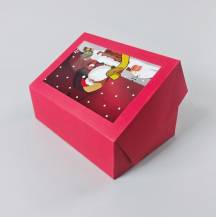 Vánoční dárková krabice červená s okénkem Santa v komíně (22,3 x 15,1 x 7,1 cm)