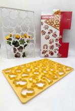 Vykrajovací forma na cukroví (na 28 ks)